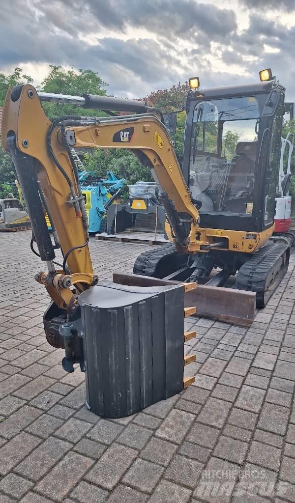 CAT 302.7 D CR Mini Escavadoras <7t
