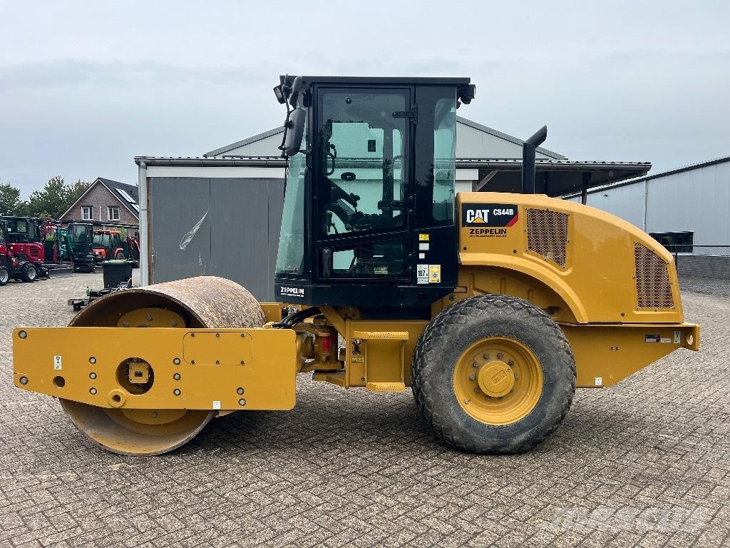 CAT CS44B - CS 44 B Cilindros Compactadores monocilíndricos