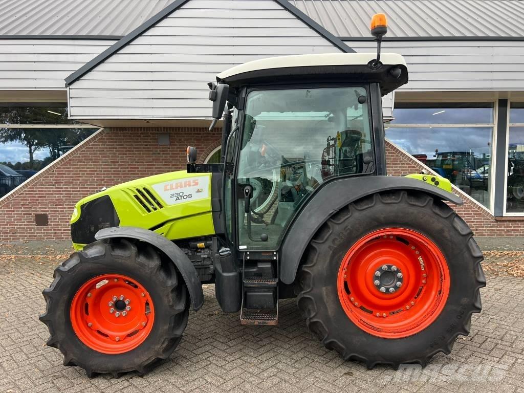 CLAAS Atos 230 Tratores Agrícolas usados