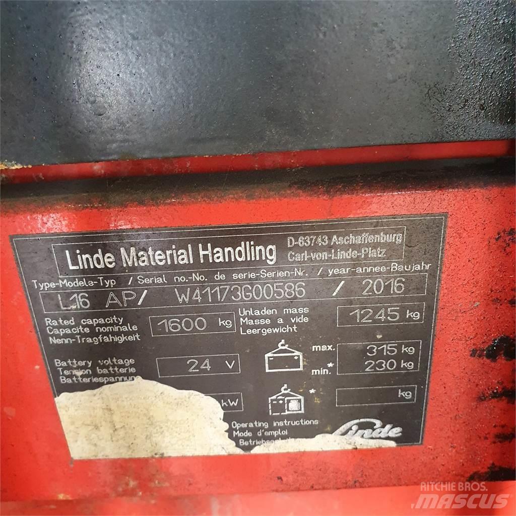 Linde L16AP Empilhador para operador externo