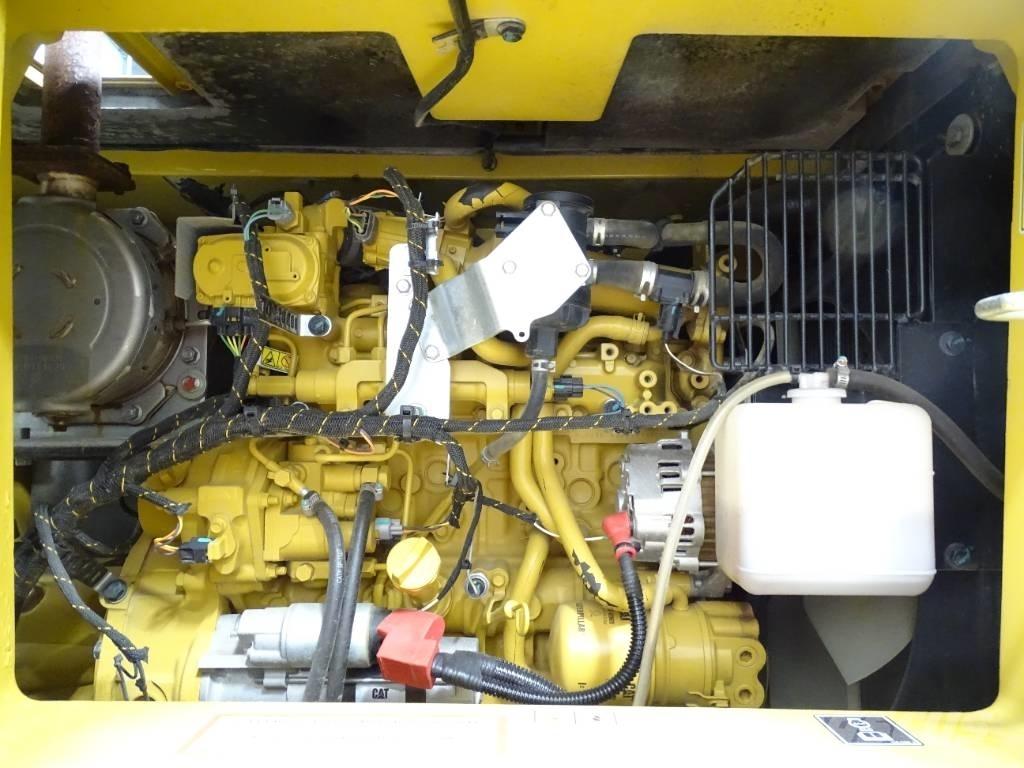 CAT 310 Escavadoras de rastos