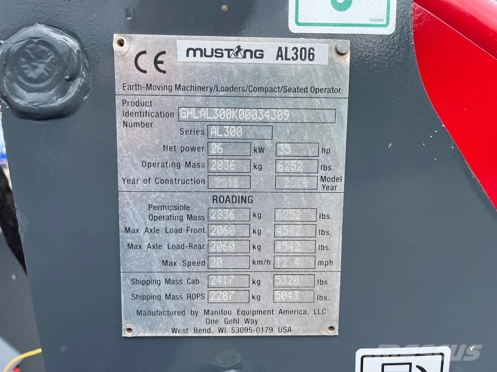 Mustang AL306 Dozers Tratores rodas
