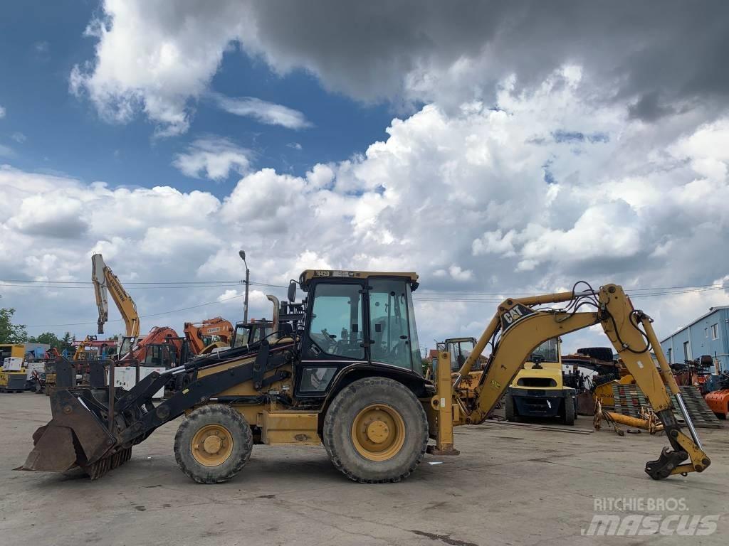 CAT 442 D Retroescavadoras