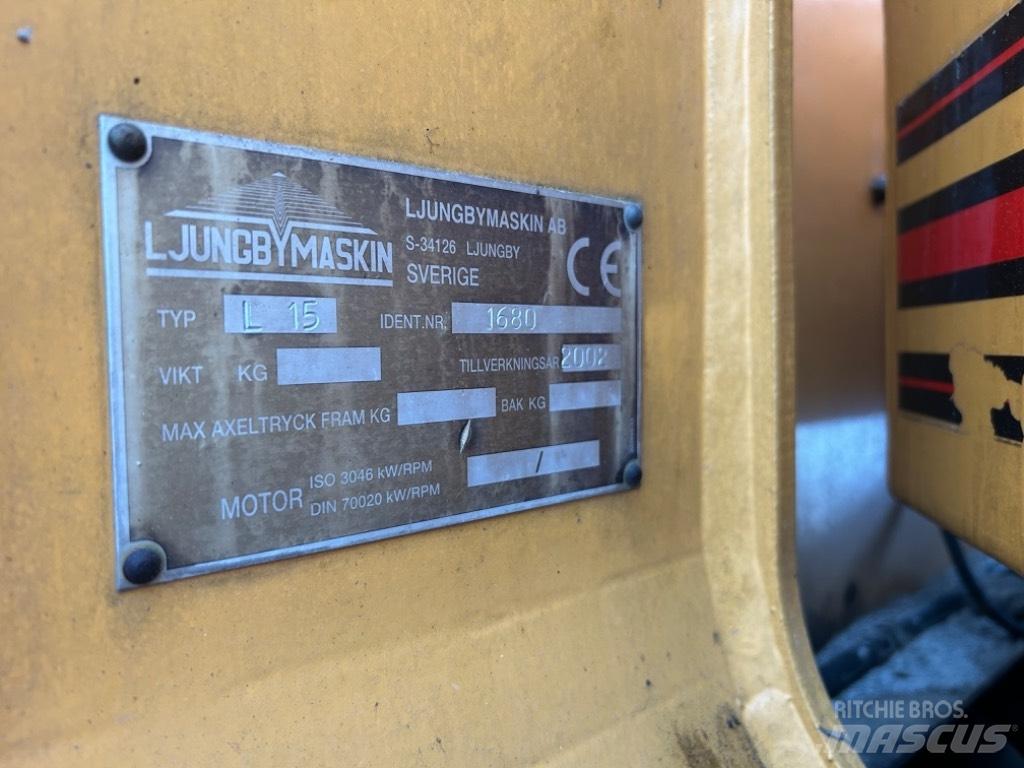 Ljungby L 15 Pás carregadoras de rodas
