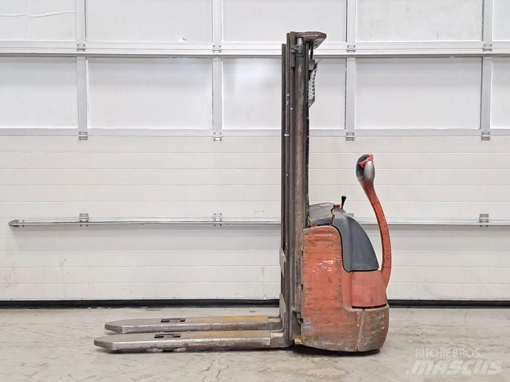 Linde L10 Empilhador para operador externo