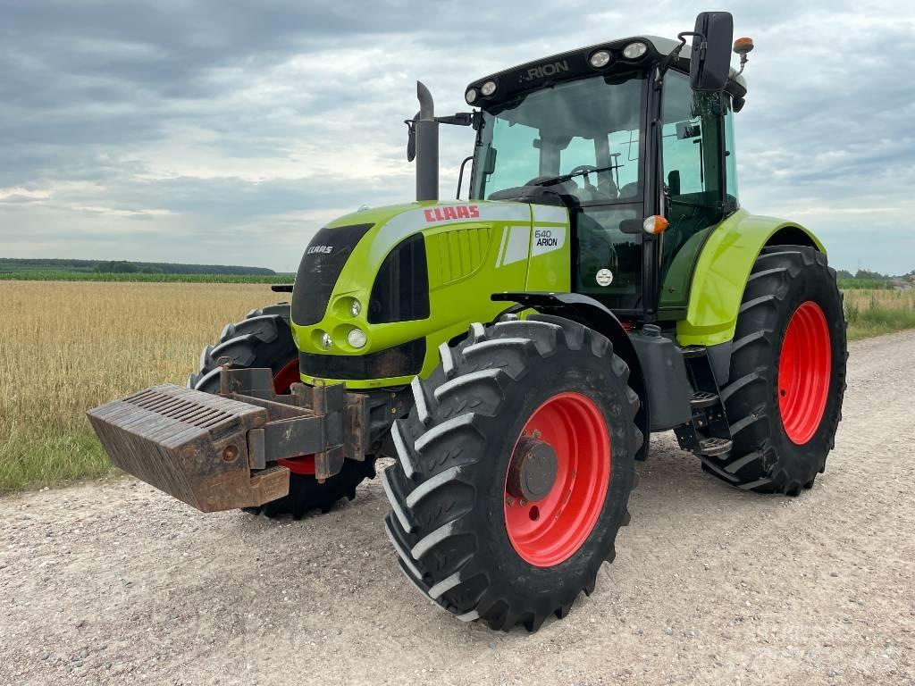 CLAAS Arion 640 Tratores Agrícolas usados