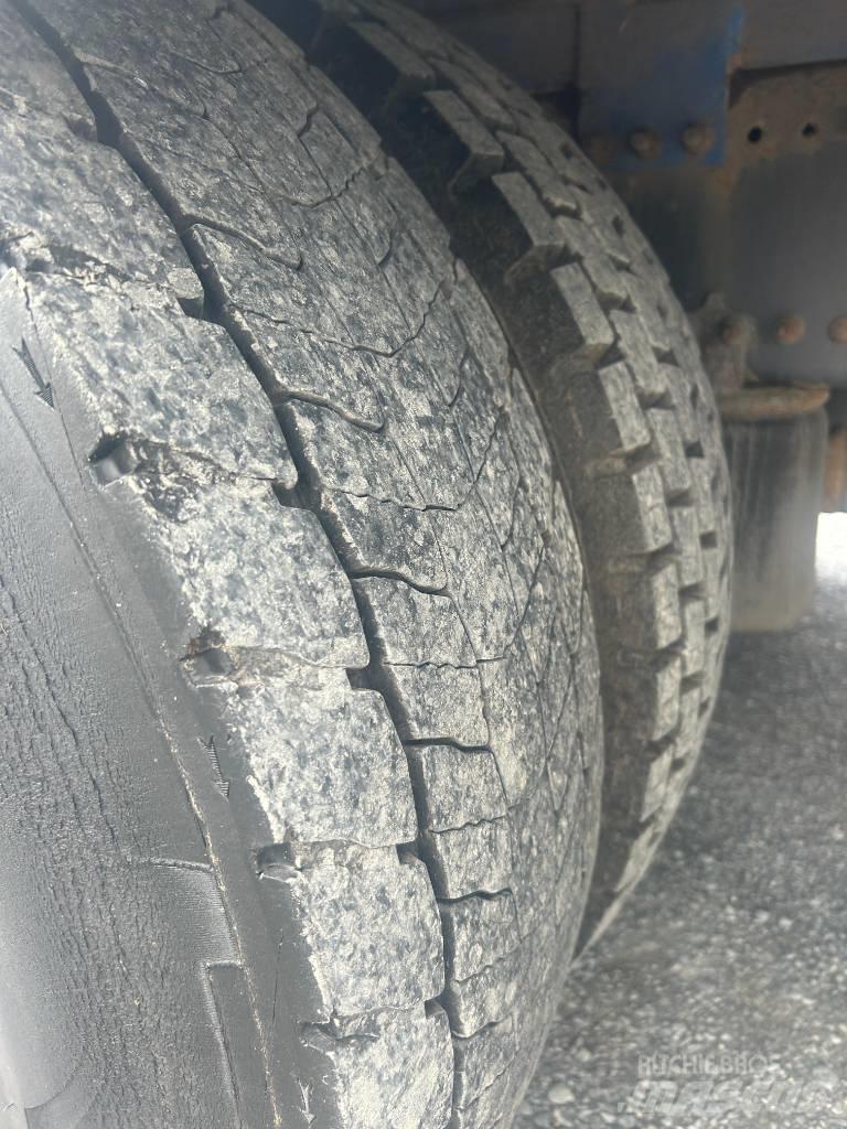 Volvo FM 11 330 Camiões de chassis e cabine