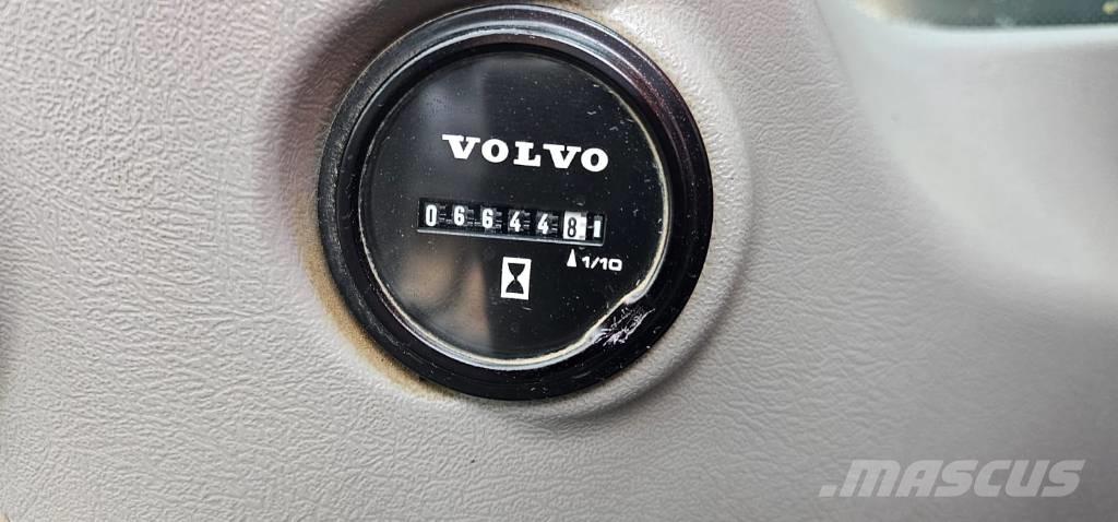 Volvo EC220EL Escavadoras florestais