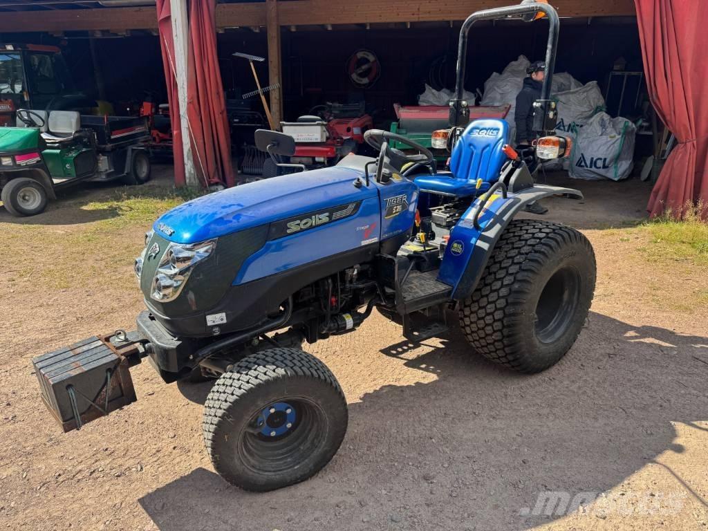 Solis S26 4WD Tractores compactos