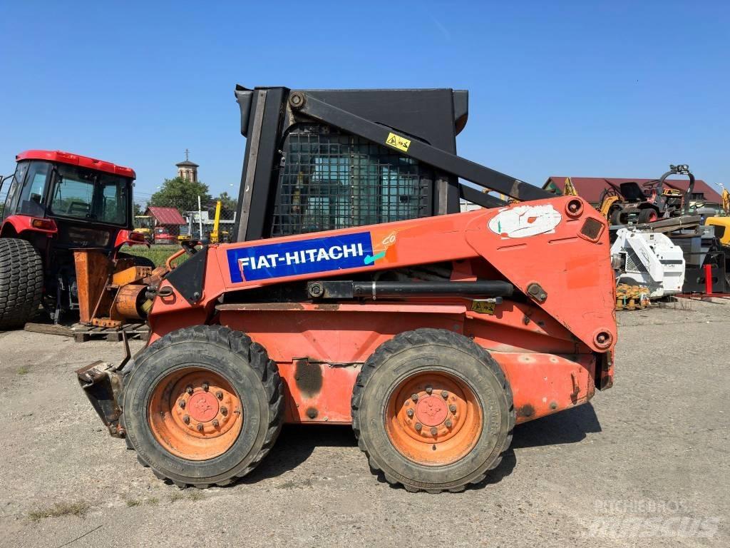 Fiat-Hitachi SL55B Carregadoras de direcção deslizante