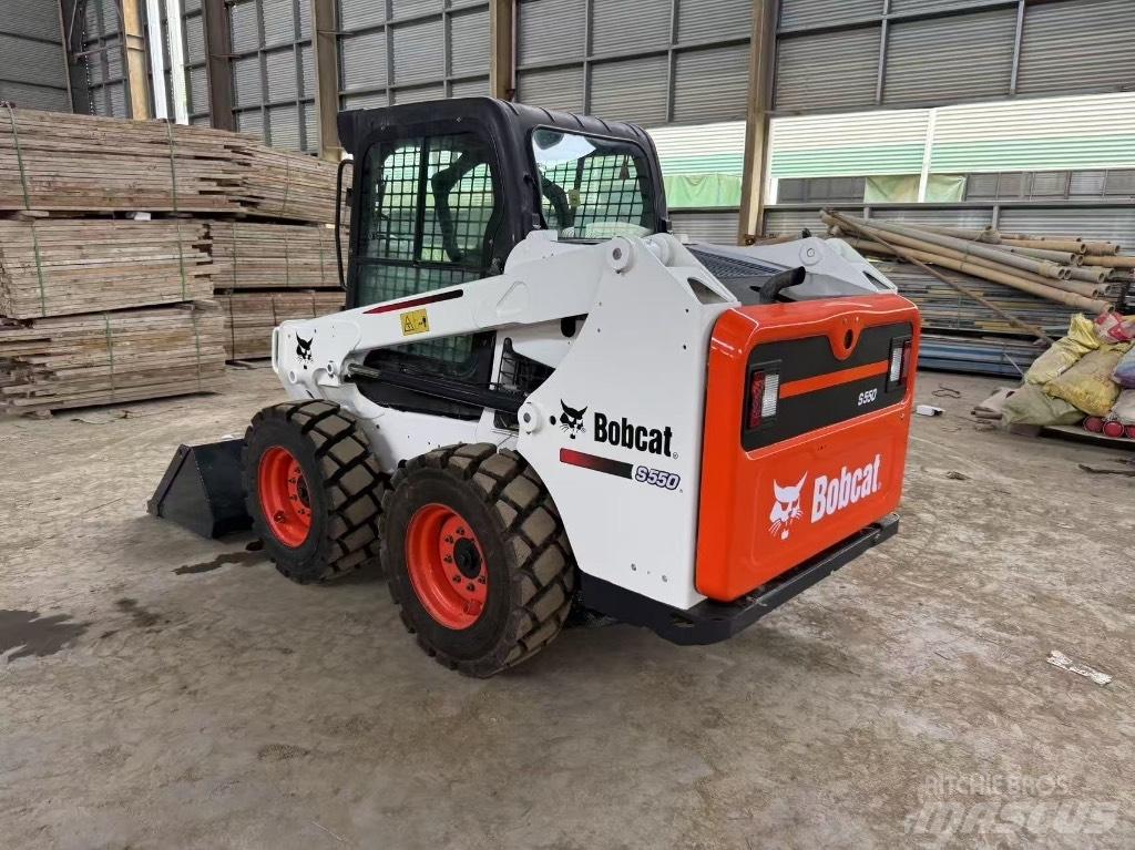 Bobcat S 550 Carregadoras de direcção deslizante