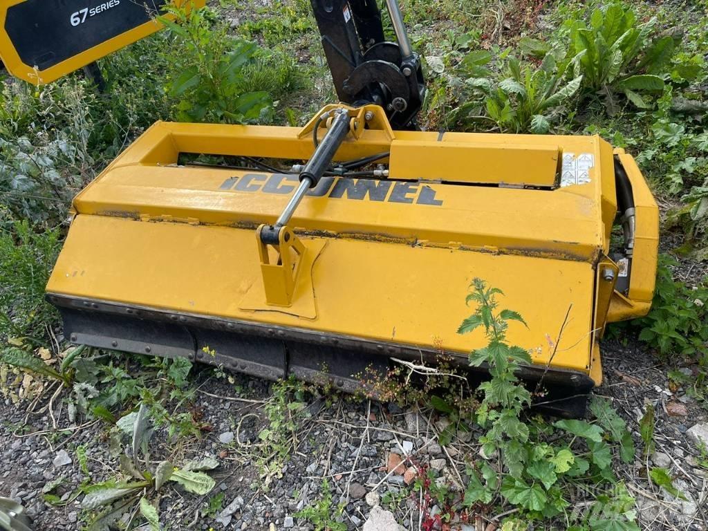 McConnel PA6567T Corta-Sebes