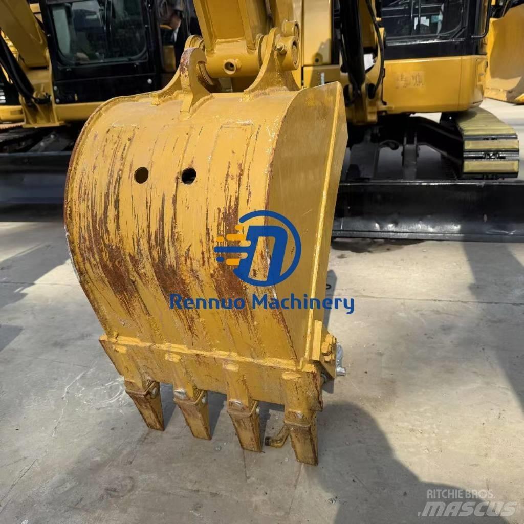 CAT 303.5 E Mini Escavadoras <7t