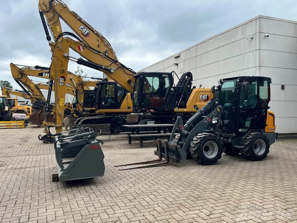 GiANT G2200HD Pás carregadoras de rodas