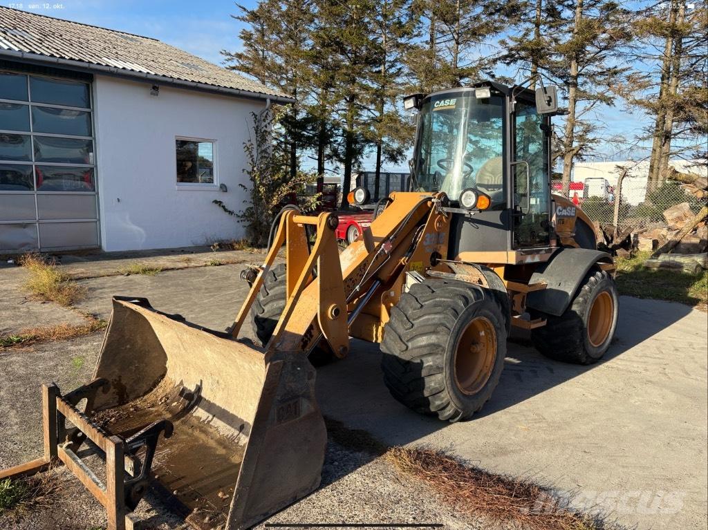 CASE 321 E Pás carregadoras de rodas