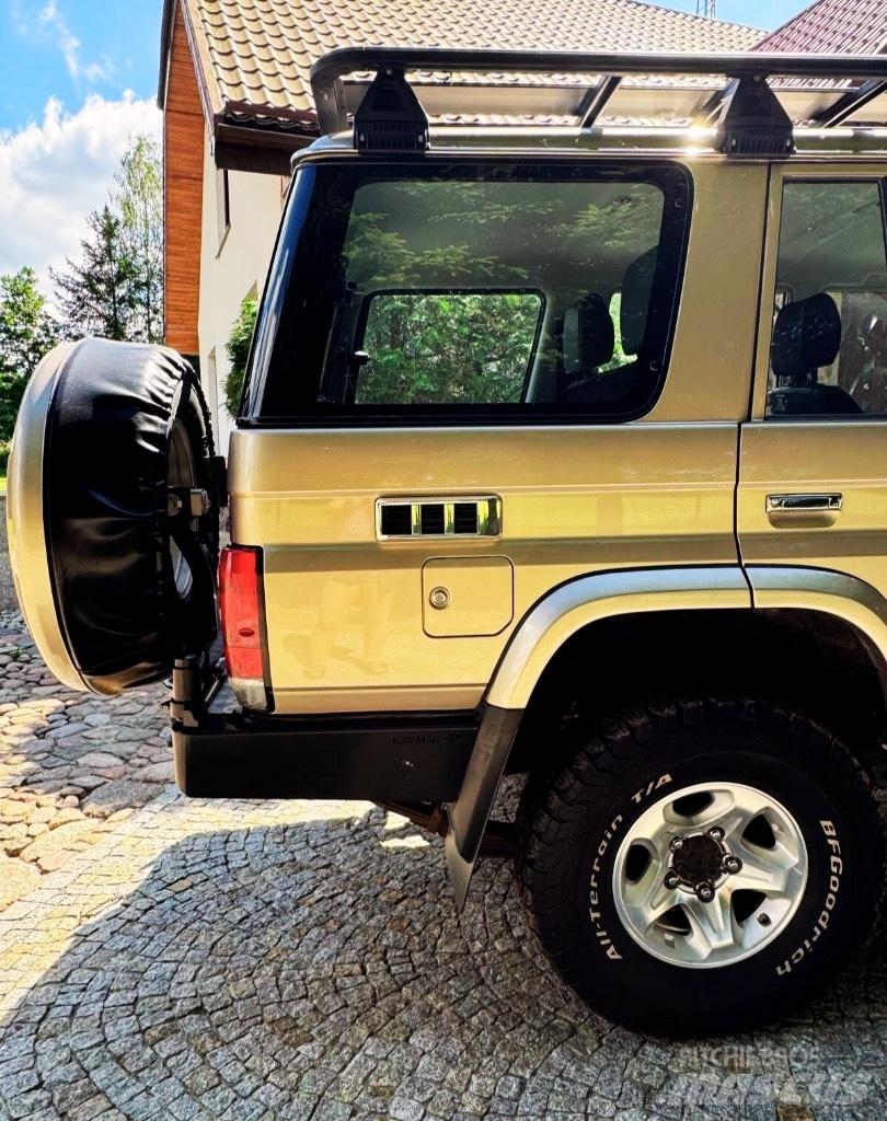 Toyota Landcruiser Veículos cross country