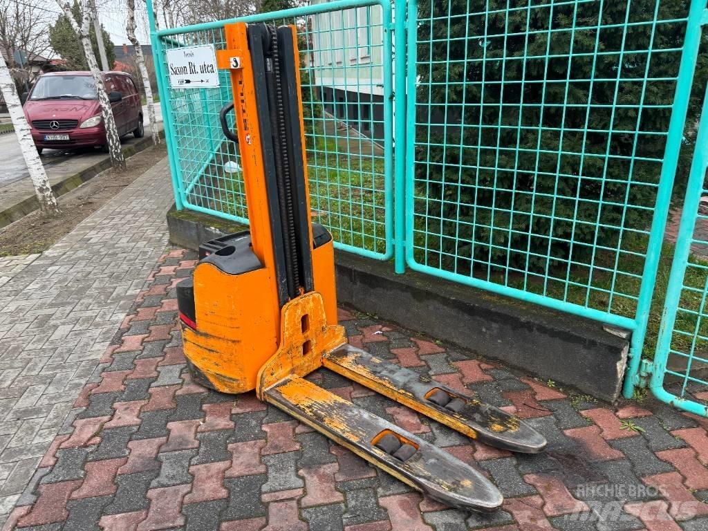 Still EGV 12 V-4153 Empilhador para operador externo