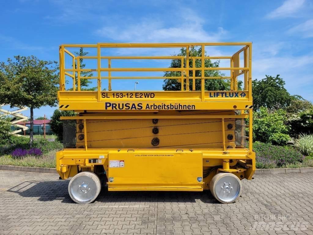 Liftlux S 153-12 E Elevadores de tesoura