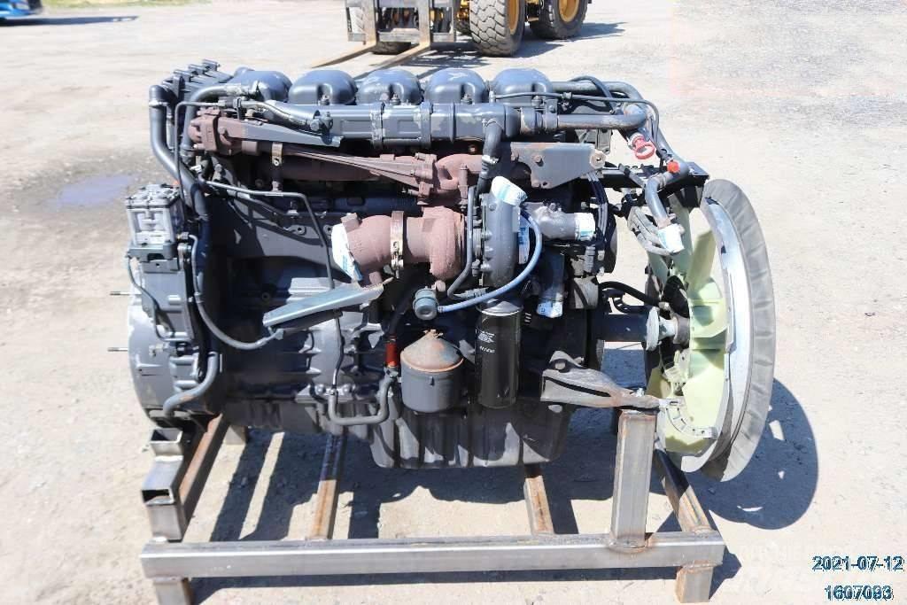 Scania P 230 LB Camiões de caixa fechada