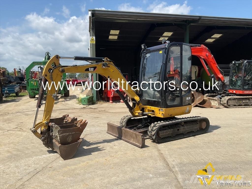 CAT 302.7 D Mini Escavadoras <7t