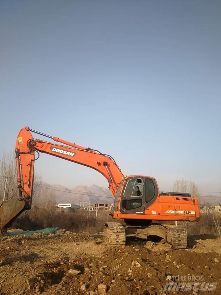 Doosan dx225 Escavadoras de rastos
