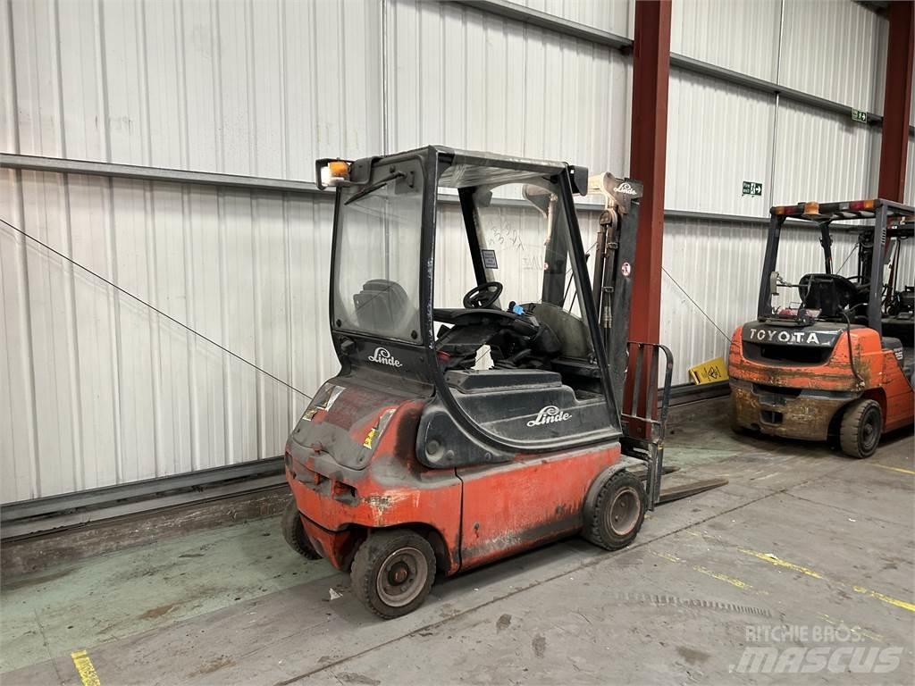 Linde E18P-02 Empilhadores eléctricos