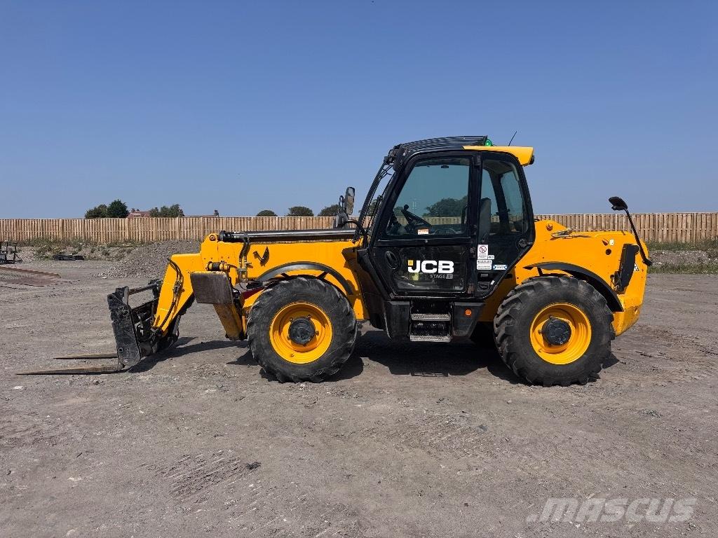 JCB 540-140 Manipuladores telescópicos