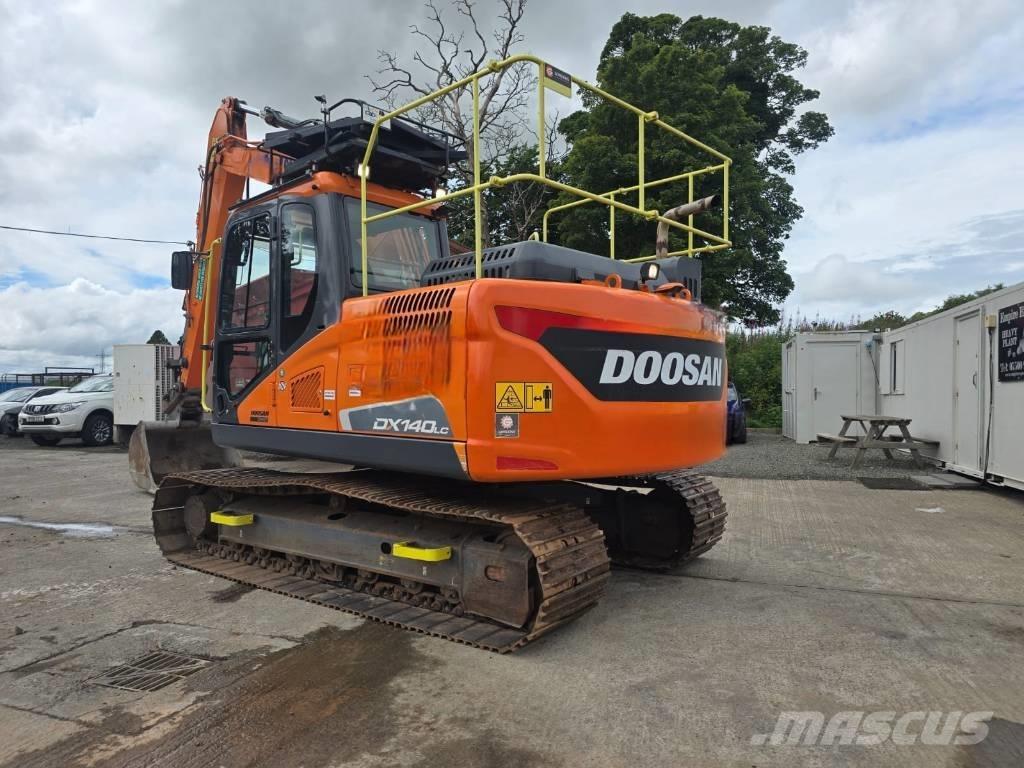 Doosan DX 140 LC Escavadoras de rastos