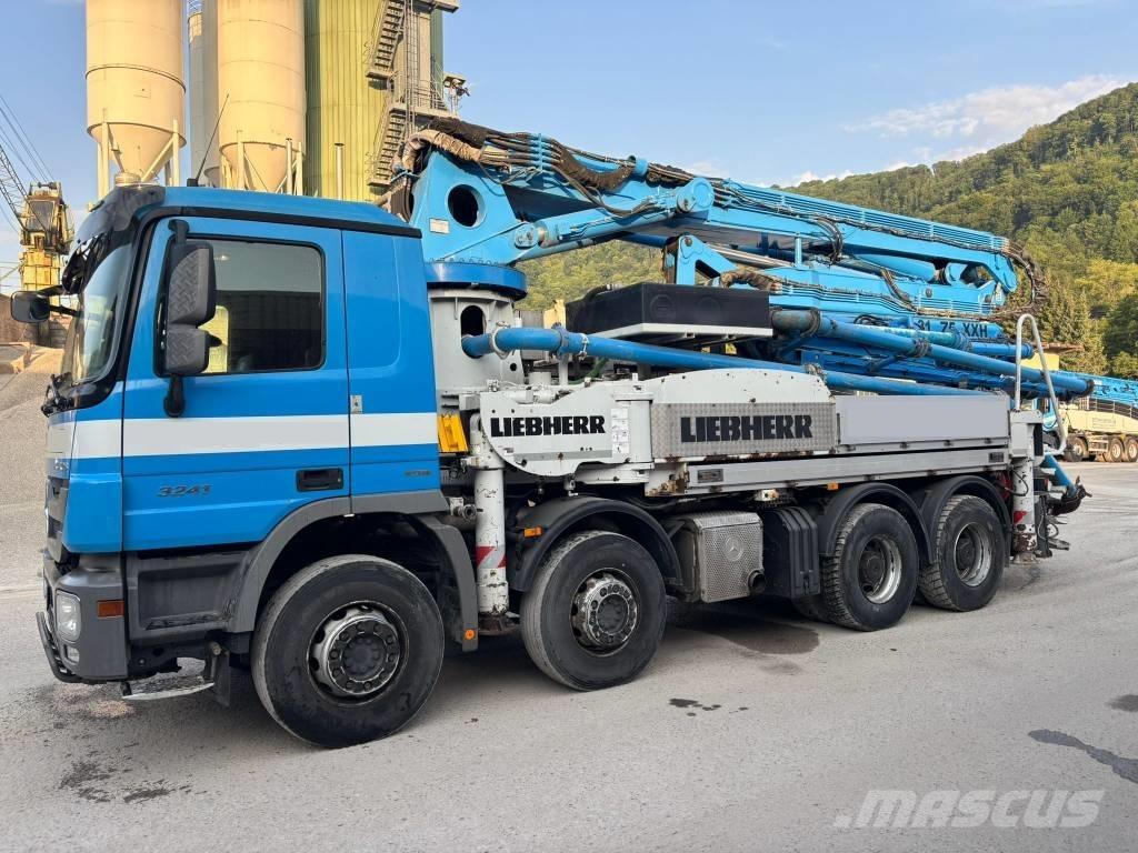 Liebherr 31.5 Z XXH Camiões bomba Betão