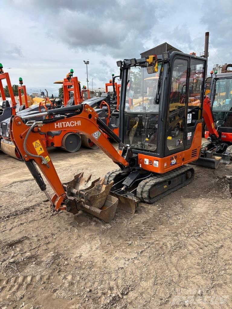 Hitachi ZX 19-6 Mini Escavadoras <7t