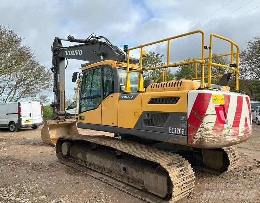 Volvo EC 220 DL Escavadoras de rastos