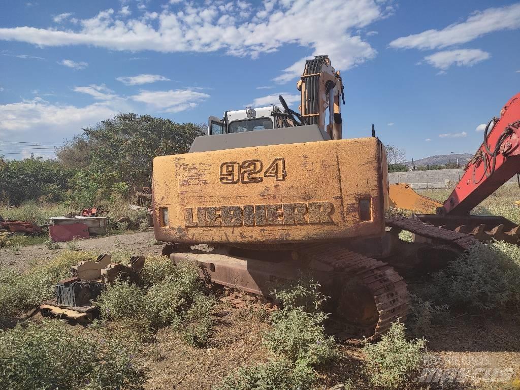Liebherr R 924 Transmissão
