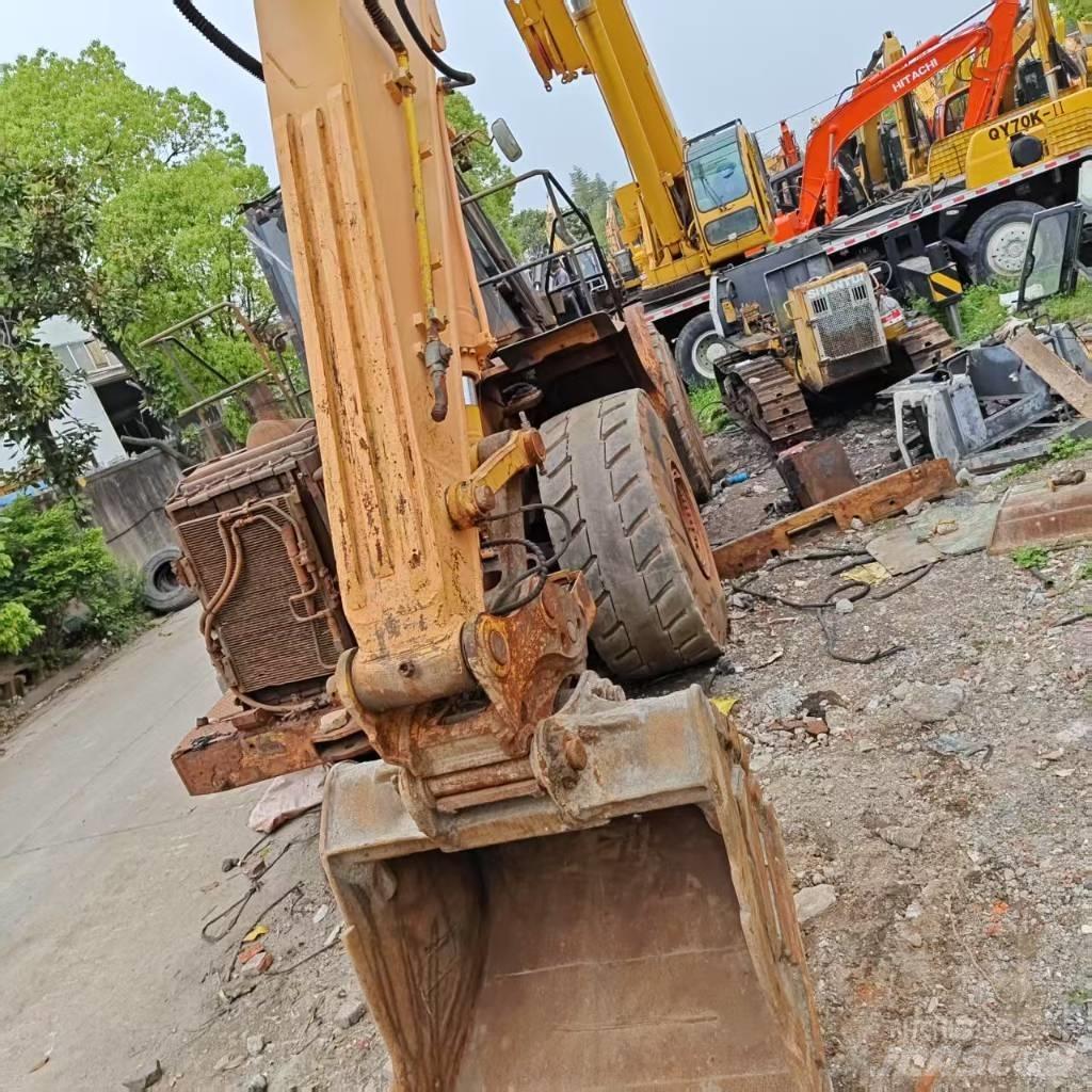 Hyundai Robex 220-9 Escavadoras de rastos