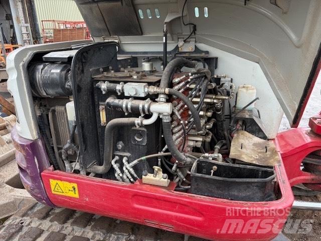 Takeuchi TB 260 Mini Escavadoras <7t