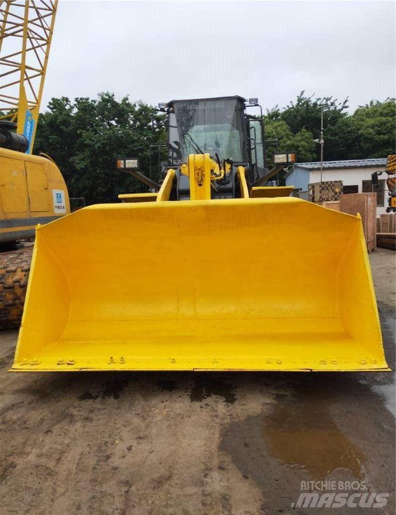 Komatsu WA 380 Pás carregadoras de rodas