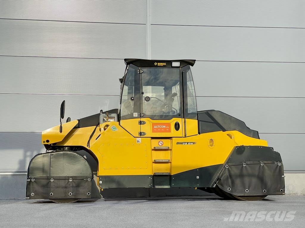 Bomag BW 28 RH Cilindros Compactadores de pneus