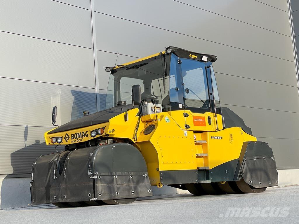 Bomag BW 28 RH Cilindros Compactadores de pneus