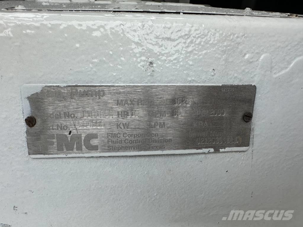 International 7400 Combi / vacuum trucks
