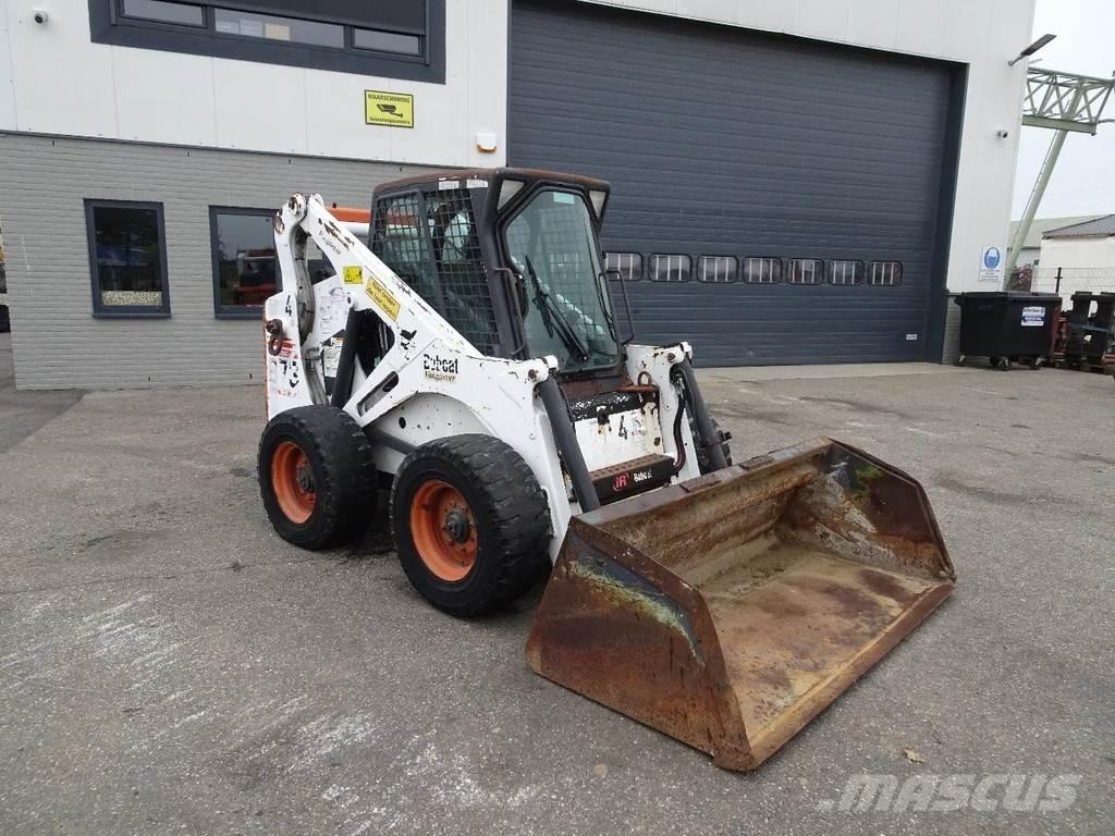 Bobcat 873 Carregadoras de direcção deslizante