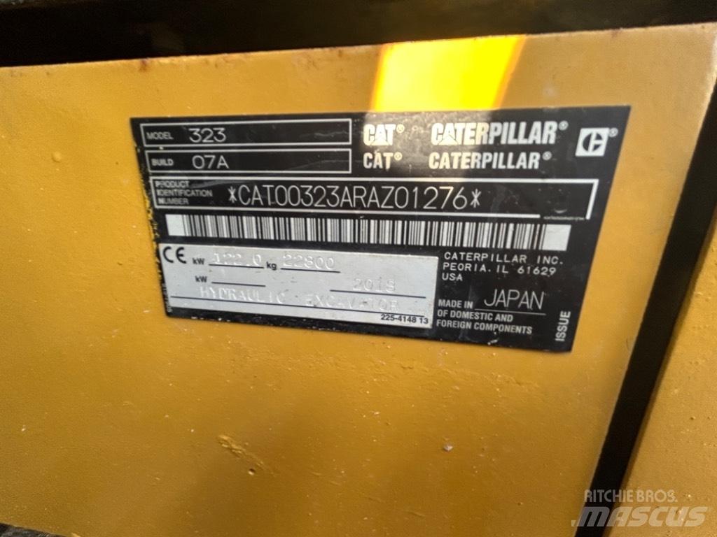 CAT 323 Nextgen Escavadoras de rastos