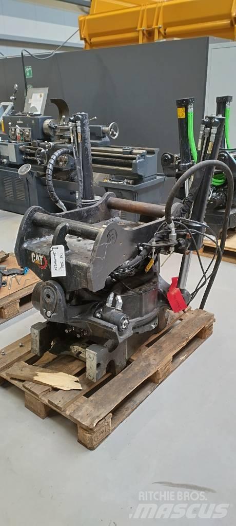 CAT TRS 23 Escavadoras de rastos