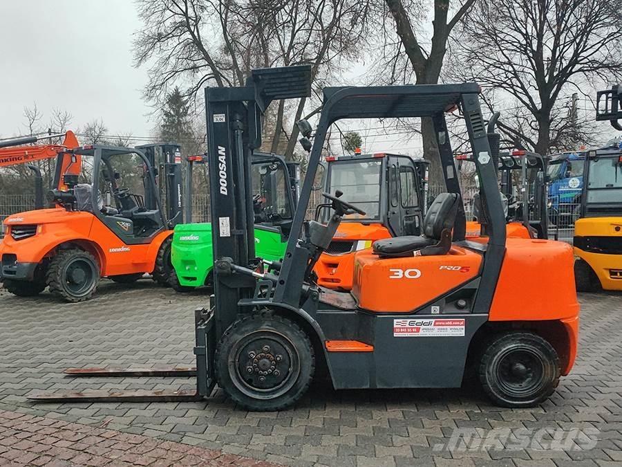 Doosan D30G Empilhadores Diesel