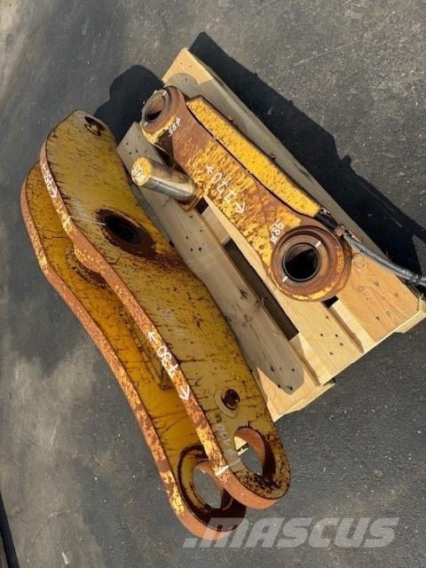 Komatsu BUCKET LINK Baldes