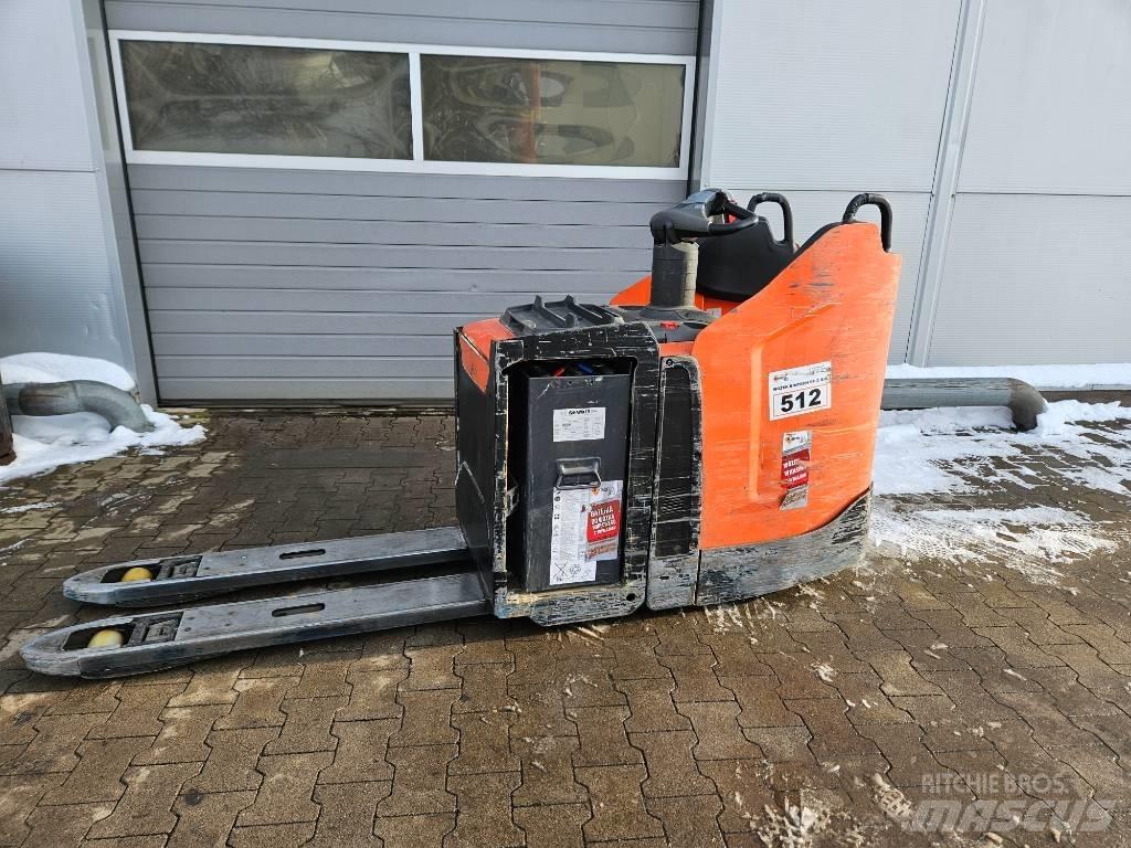 BT LPE 250 Empilhadores eléctricos