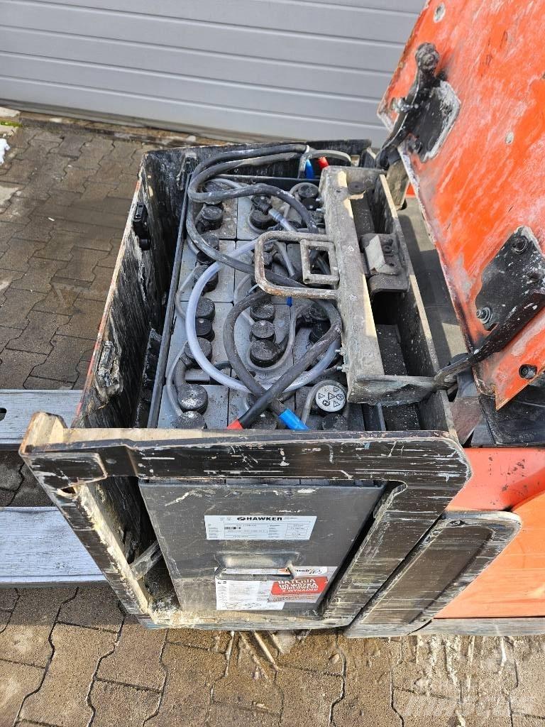 BT LPE 250 Empilhadores eléctricos