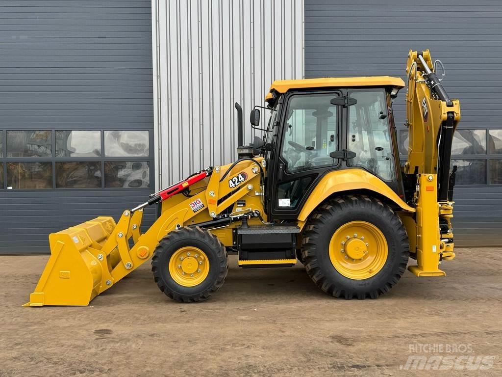 CAT 424 - 4WD / AC Retroescavadoras