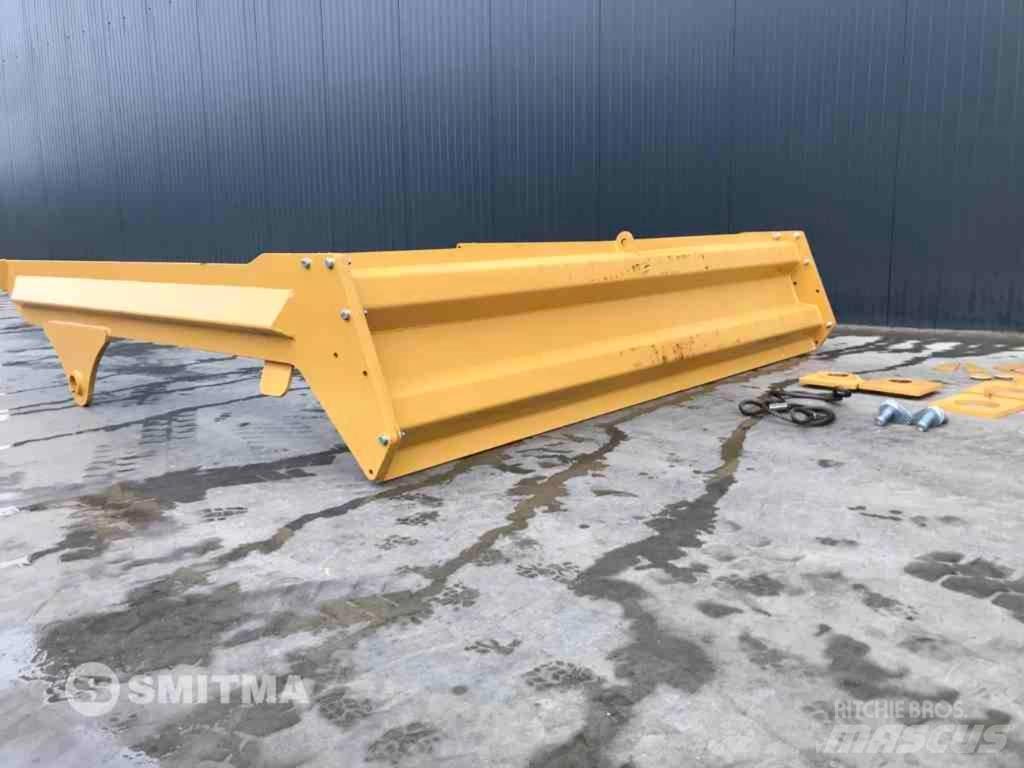 Volvo A35E Portas traseiras
