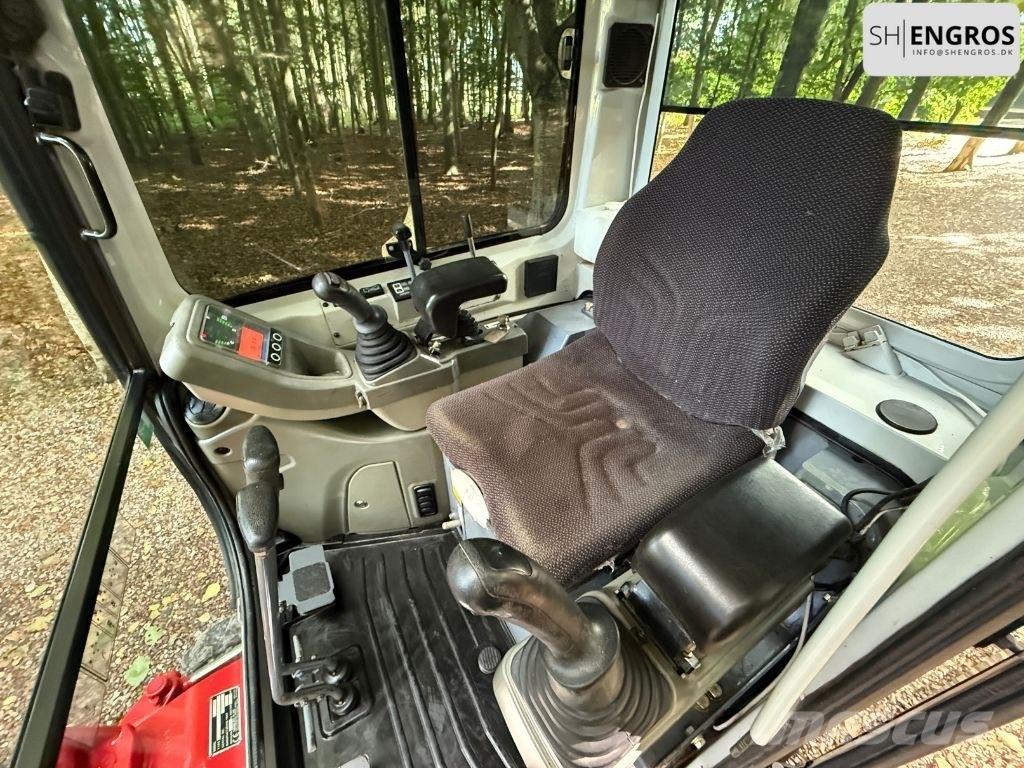 Takeuchi TB 216 Mini Escavadoras <7t