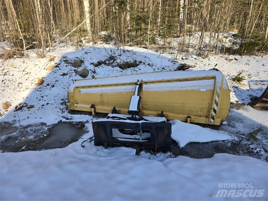 Rote 320 alueaura Lâminas de neve e arados