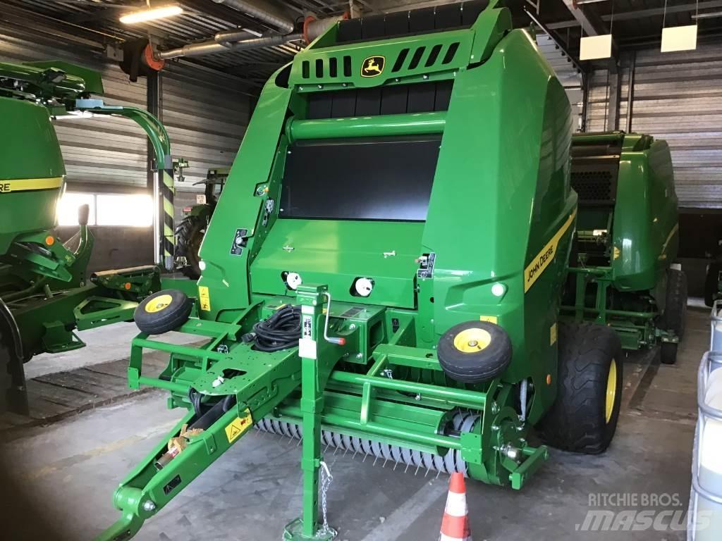 John Deere V461M Enfardadeira de rolos